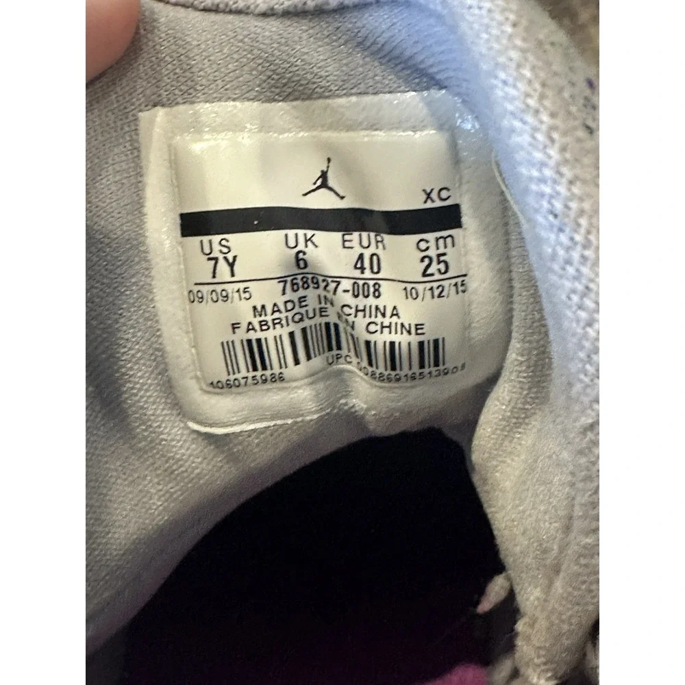 Nike product pair